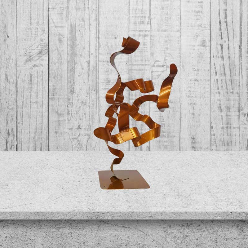 sculpture abstraite arbre ruban acier peint orange NaguraDesign vue de coté