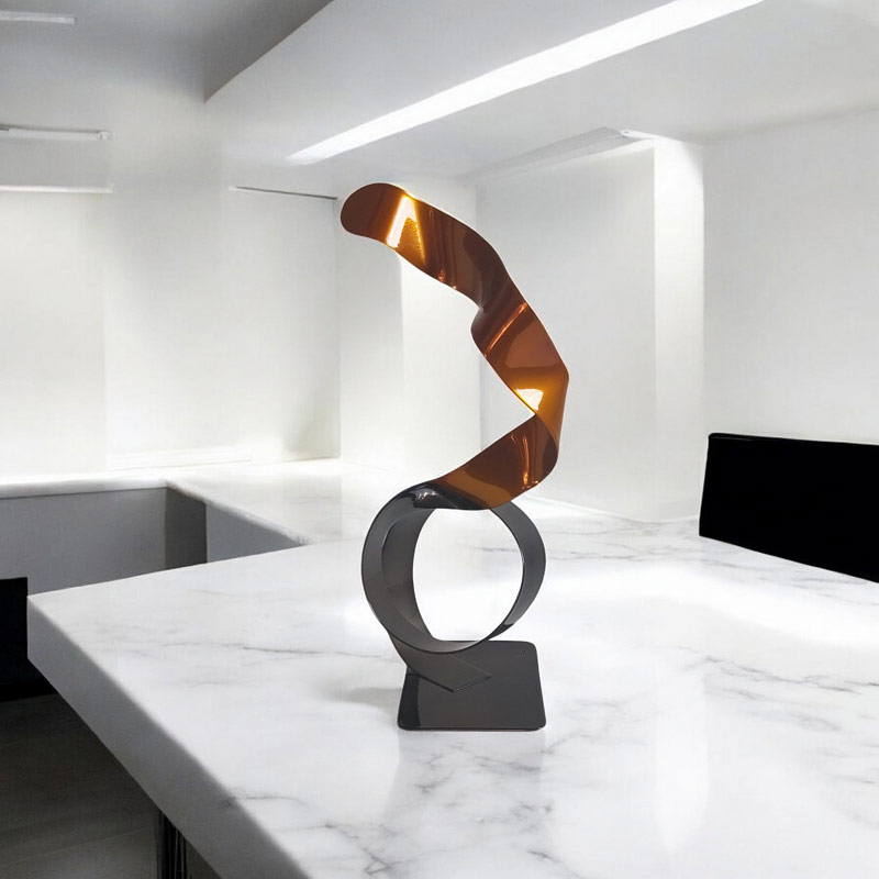 sculpture ruban acier peint orange et noir pièce unique contemporaine NaguraDesign vue dos