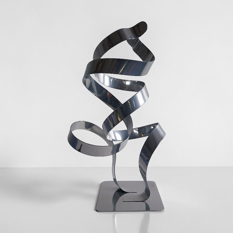 sculpture métal 2 cercles rubans chrome NaguraDesign pièce unique artisanale contemporaine vue profil