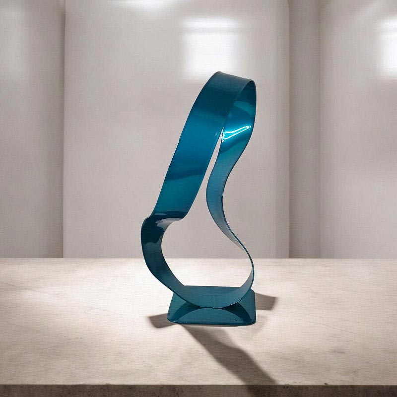 sculpture métal torsadé bleu turquoise ruban Möbius NaguraDesign pièce unique contemporaine vue profil