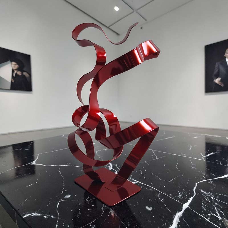 Sculpture ruban abstraite métal double ruban rouge 37 cm ND-VIA-25-2RUB-37-CM-ROUGE profil