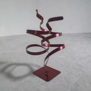 Sculpture ruban abstraite acier double torsion rouge 33 cm ND-VIA-15-2CER-ROUGE