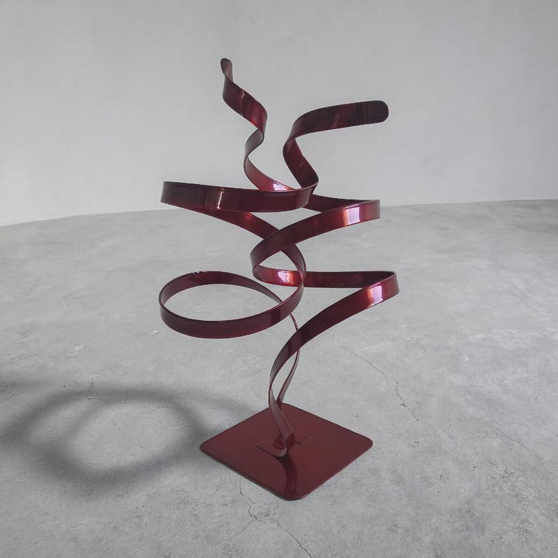 Sculpture ruban abstraite acier double torsion rouge 33 cm ND-VIA-15-2CER-ROUGE