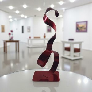 sculpture métal ruban acier peint rouge NaguraDesign pièce unique artisanale contemporaine