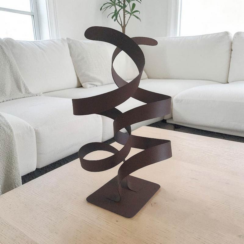 sculpture ruban acier peint rouille décoration intérieure NaguraDesign