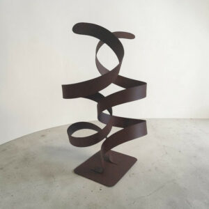 sculpture ruban acier peint rouille pièce unique artisanale contemporaine NaguraDesign