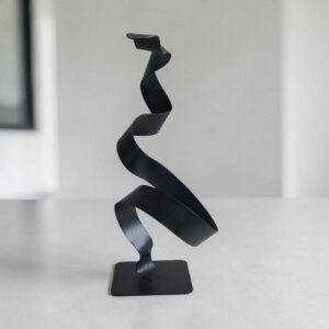 Sculpture ruban abstraite acier torsion noir 35 cm ND-VIA-35-CERB-35-CM-NOIRP naguraDesign