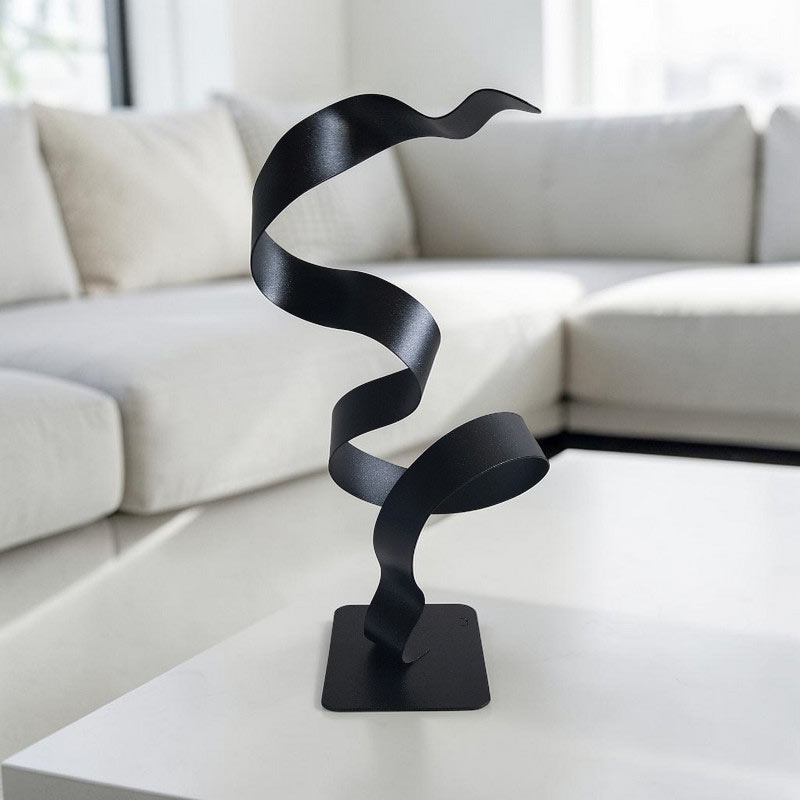 Sculpture ruban abstraite acier torsion noir 35 cm ND-VIA-35-CERB-35-CM-NOIRP situation