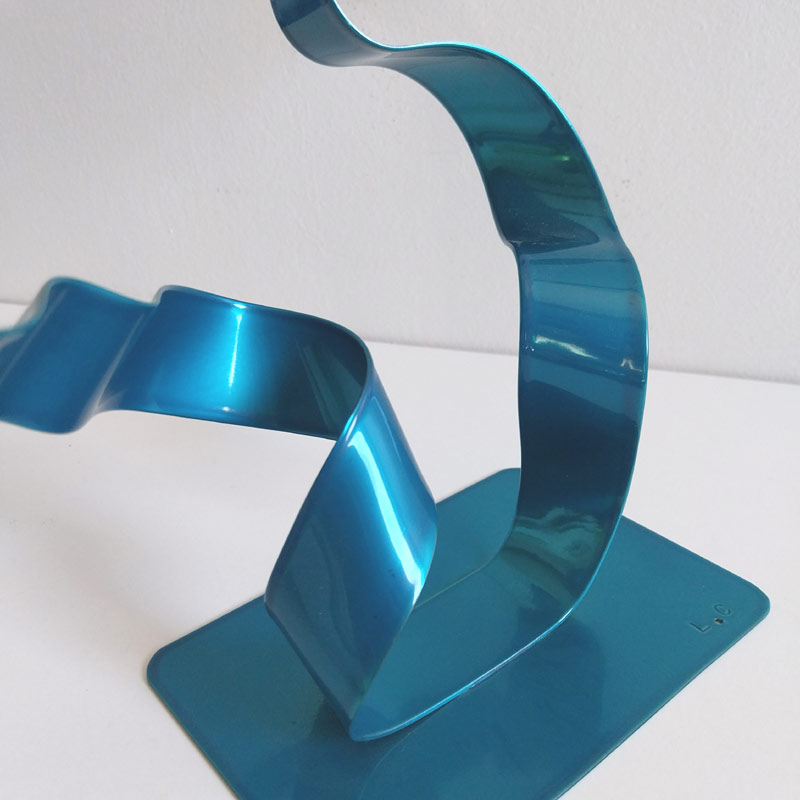 Sculpture abstraite turquoise 24 cm double ruban ND-VIA30-2RUB-24CM-TURQUOISE détail