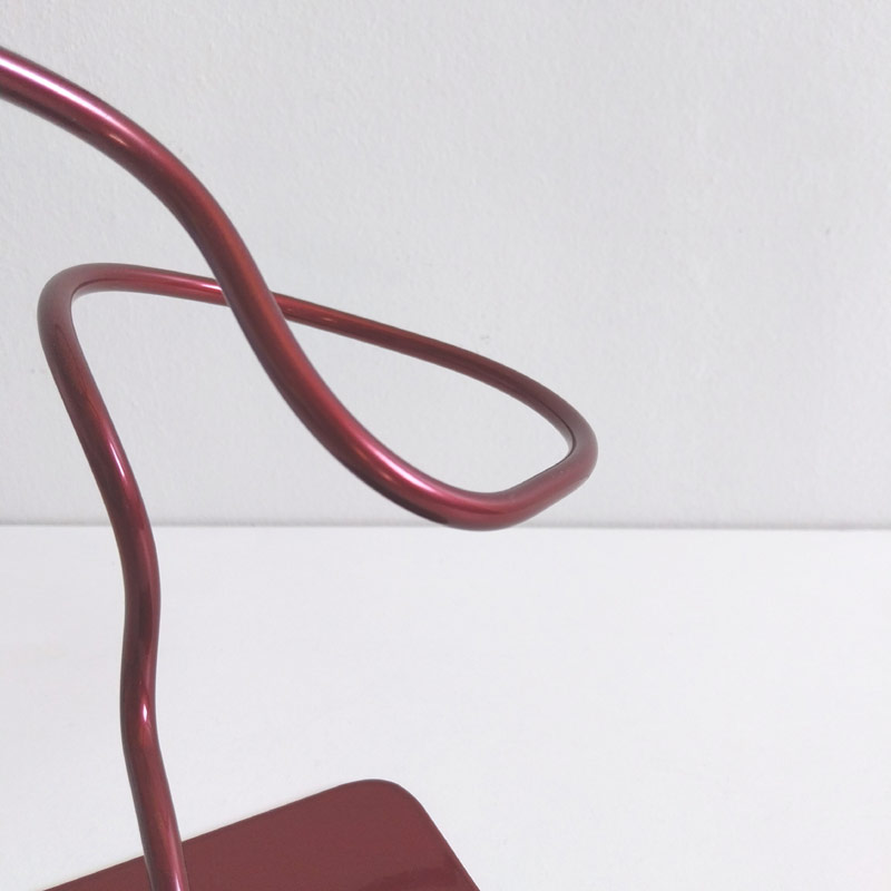 Sculpture abstraite Bergen rouge 46 cm ND-VIA-BERGEN-46CM-ROUGE détail