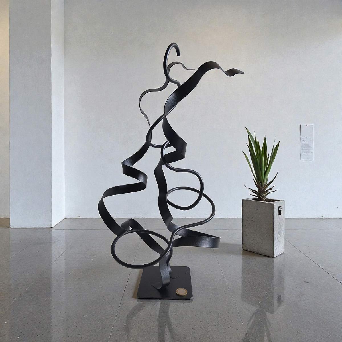 Sculpture abstraite Oslo noir pailleté 48 cm ND-VIA-20-OSLO-48CM-NOIRP échelle